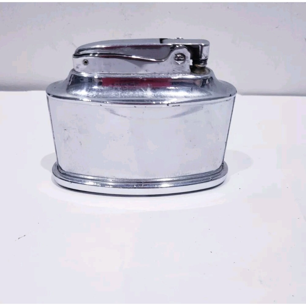 Vintage Ronson Trophy Table Lighter